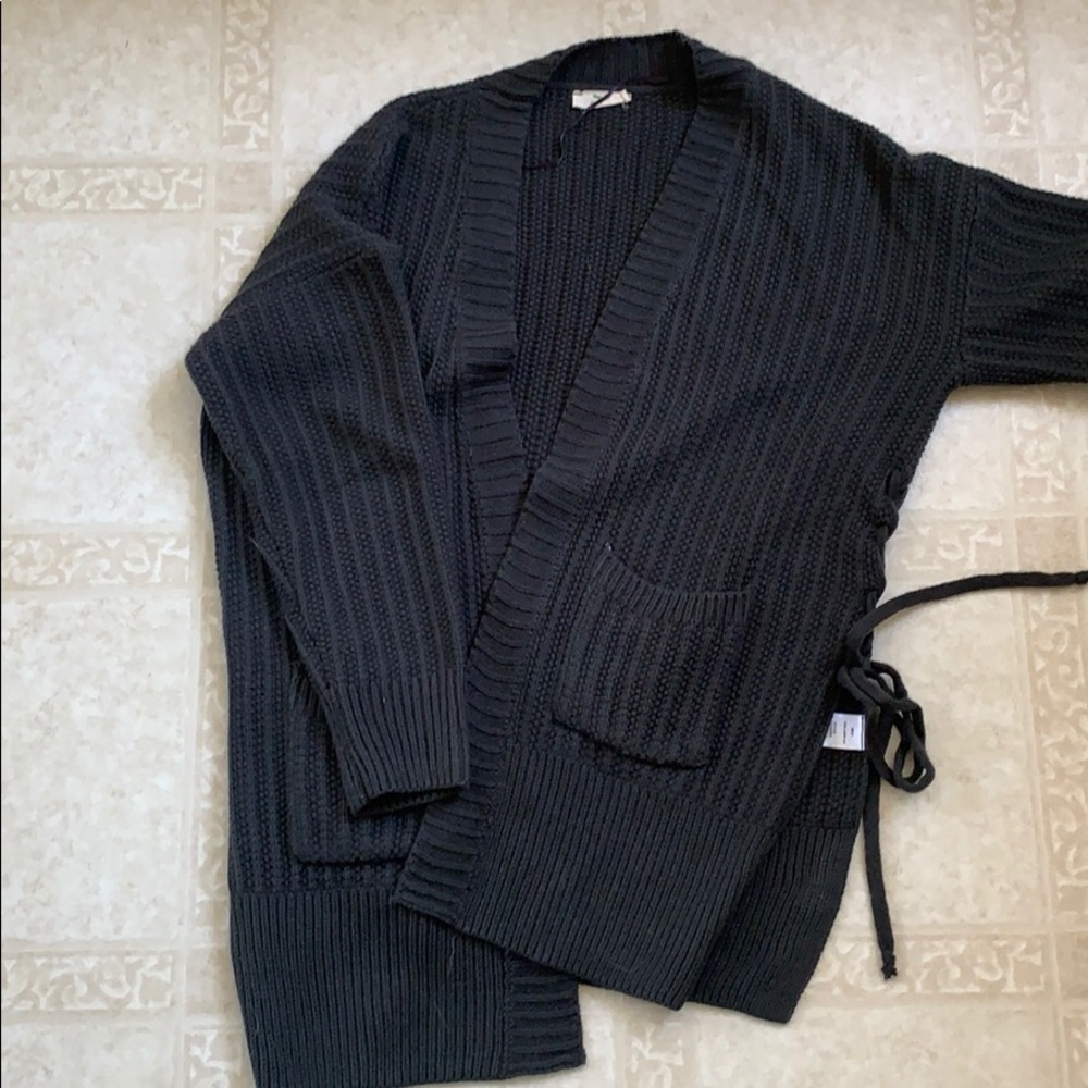 COPY - Vici cardigan